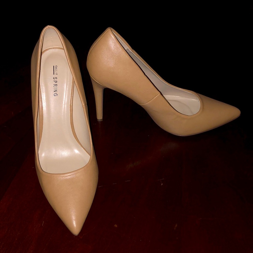 “Call it- Spring” Point-toe Pumps